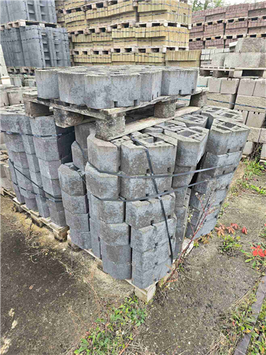 GEOSTONE miniBENT 1/4 hladký Černá NESTANDARD