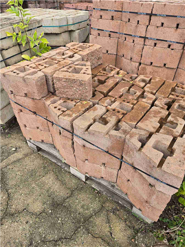 GEOSTONE miniFLAT 1/4 štípaný Skořicová NESTANDARD