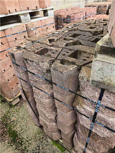 GEOSTONE miniBENT 1/4 štípaný Hnědá NESTANDARD