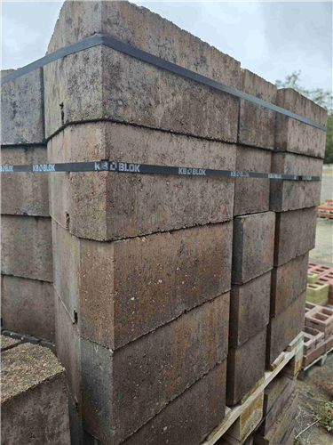 GEOSTONE miniFLAT hladký Skořicovo-černá NESTANDARD