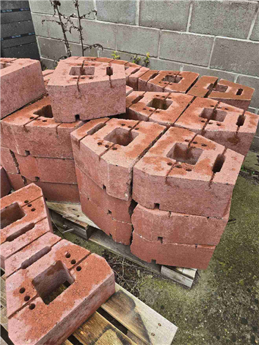 GEOSTONE miniFLAT štípaný Červená NESTANDARD