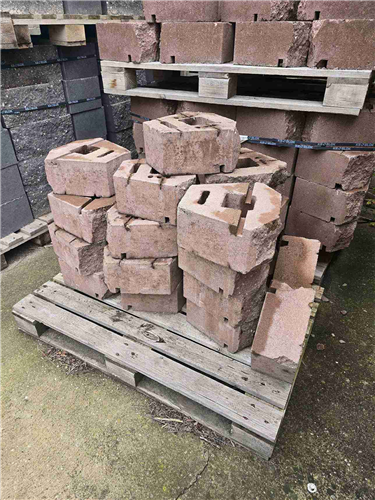 GEOSTONE miniBENT štípaný Hnědá NESTANDARD