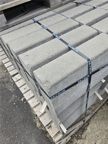 KB Obrubník silniční přírodní 150-500 VÝPRODEJ NESTANDARD